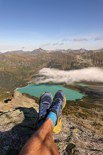 Chillen am Gipfel der Ballunspitze