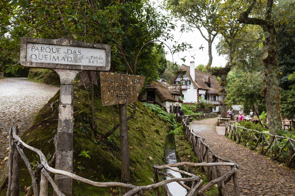 Start der Wanderung beim Parque das Queimadas © Cicero Castro_Adobe Stock